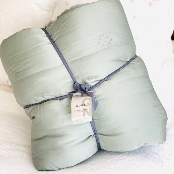 West Elm Other - West Elm Quilt